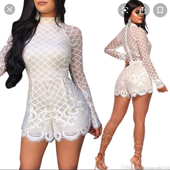 Other - Juniors white lace turtle neck romper